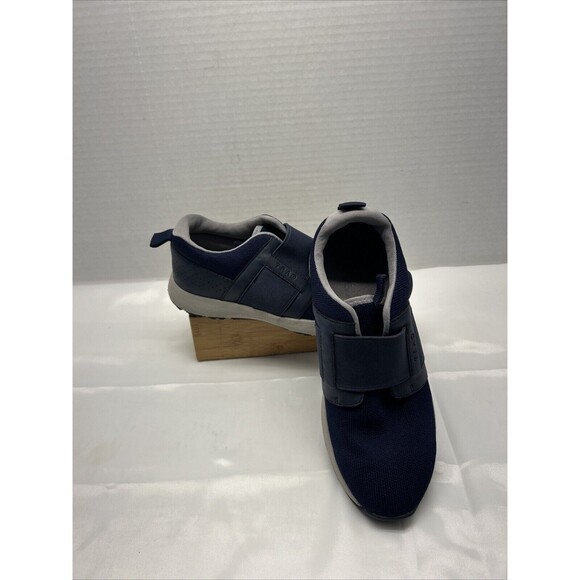 TRAQ by Algeria Navy/Gray Slip On Shoes Women's Size EU 37 US 7.5 - Picture 1 of 10
